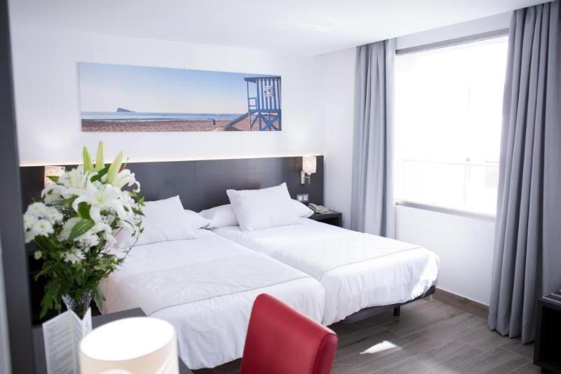 Los Alamos Benidorm Room photo